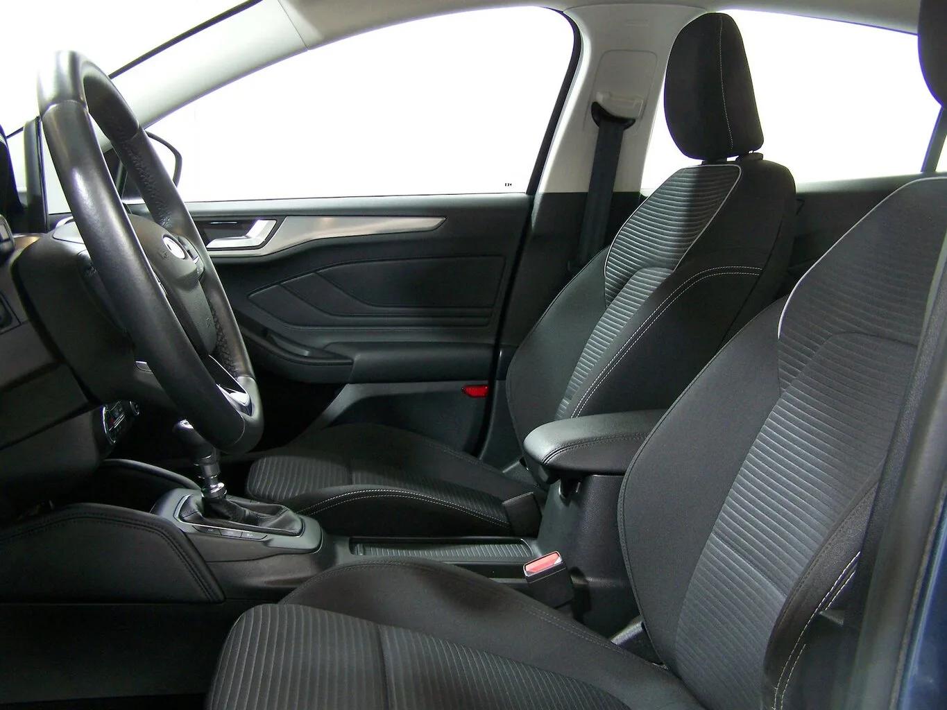 FORD Focus Fliessheck 1.0 EcoBoost Titanium NAVI+PDC... – Bild 5